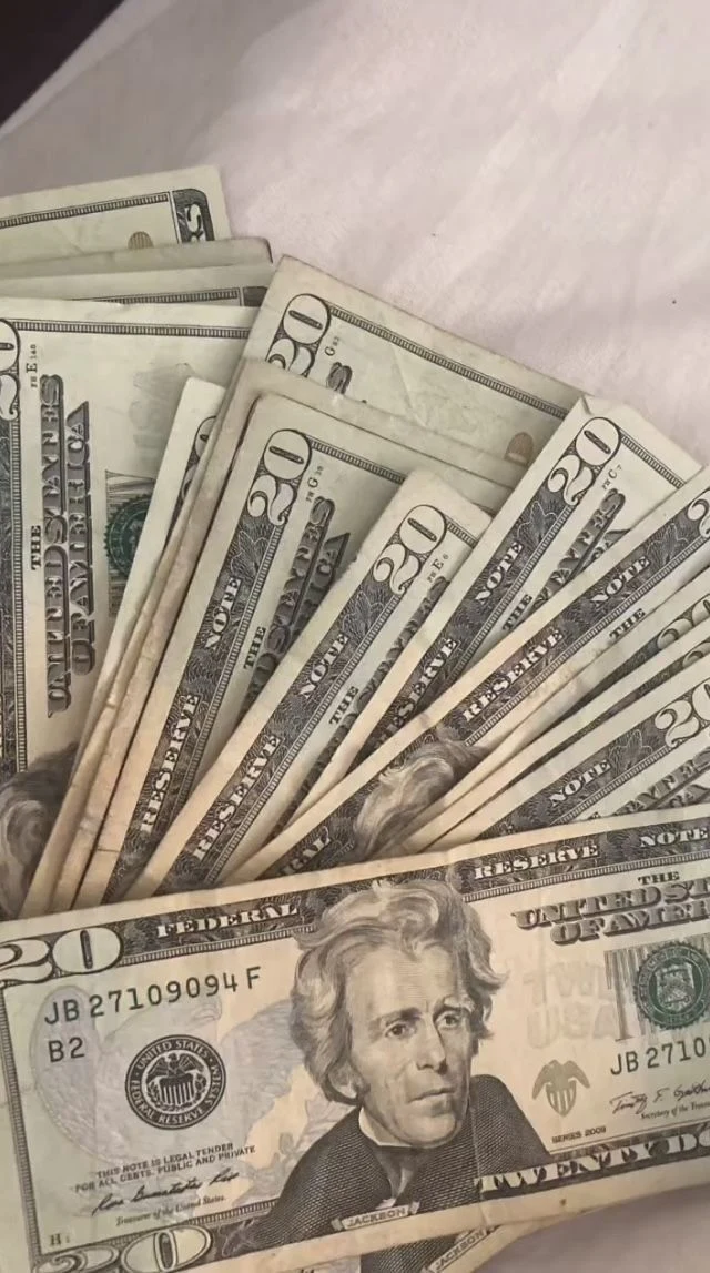 Phần Mềm Thiết Kế Logo Bóng Đá Tạo Dấu Ấn Riêng